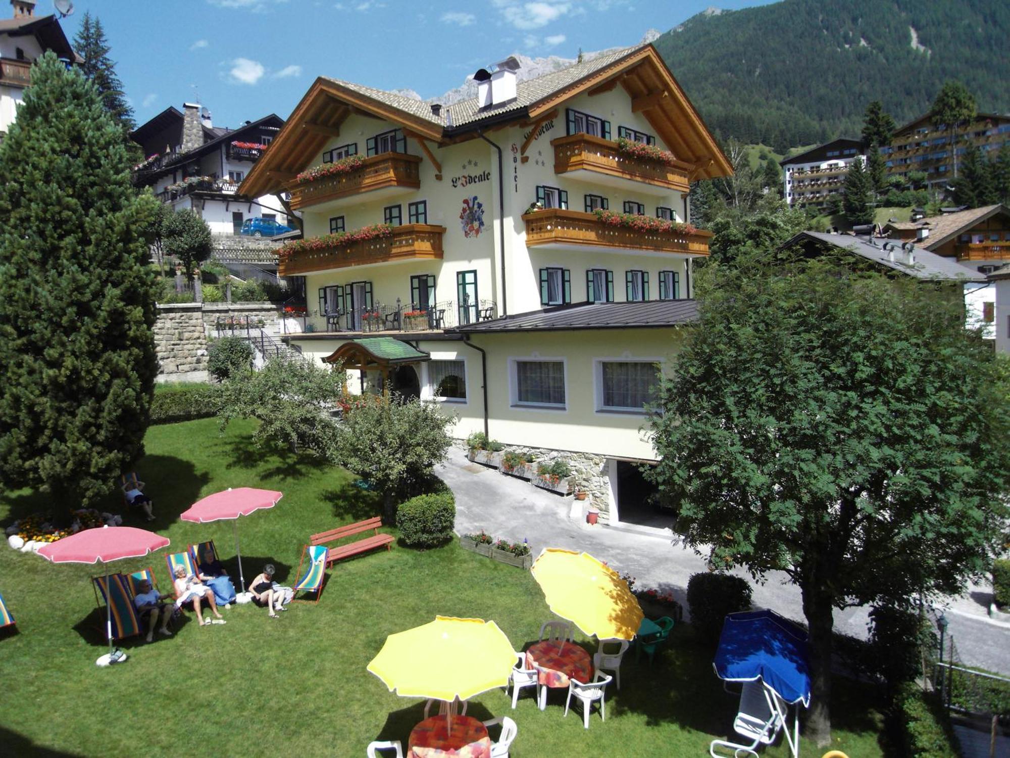 Hotel L'Ideale Моэна Экстерьер фото