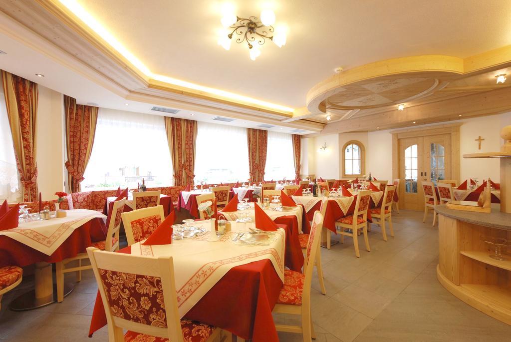 Hotel L'Ideale Моэна Экстерьер фото